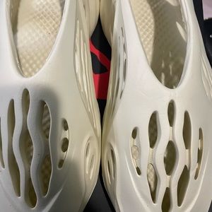 yezzy foam runners size 6 in womens ONLY 12 available and shipping too .